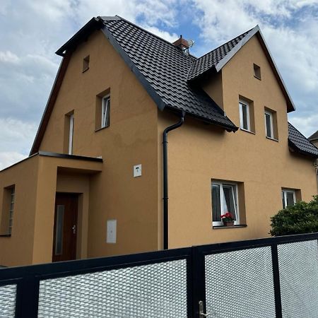 Chalupa K Pronajmuti Krasna Lipa U Rumburka Экстерьер фото